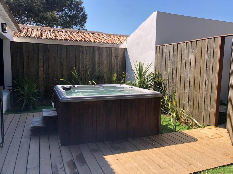 Les Cabines Sainte-Marie-de-Ré Esterno foto
